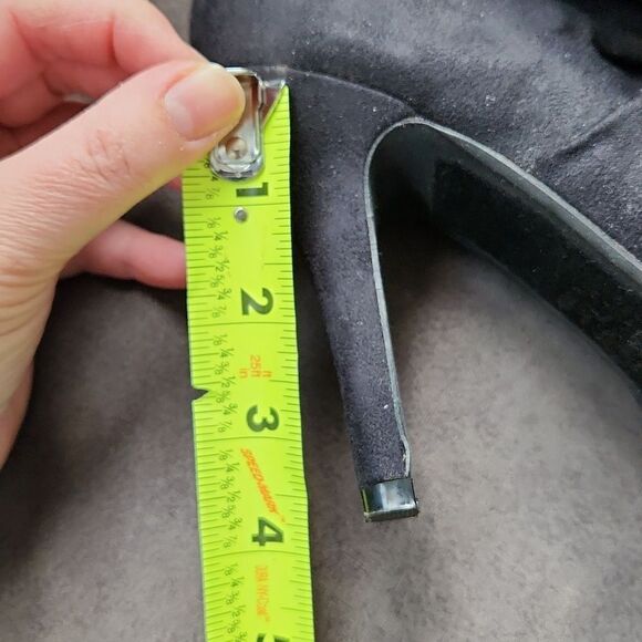 Size 7 black booties ruched scrunched heels side zipper suede spring brand preow - Picture 7 of 17